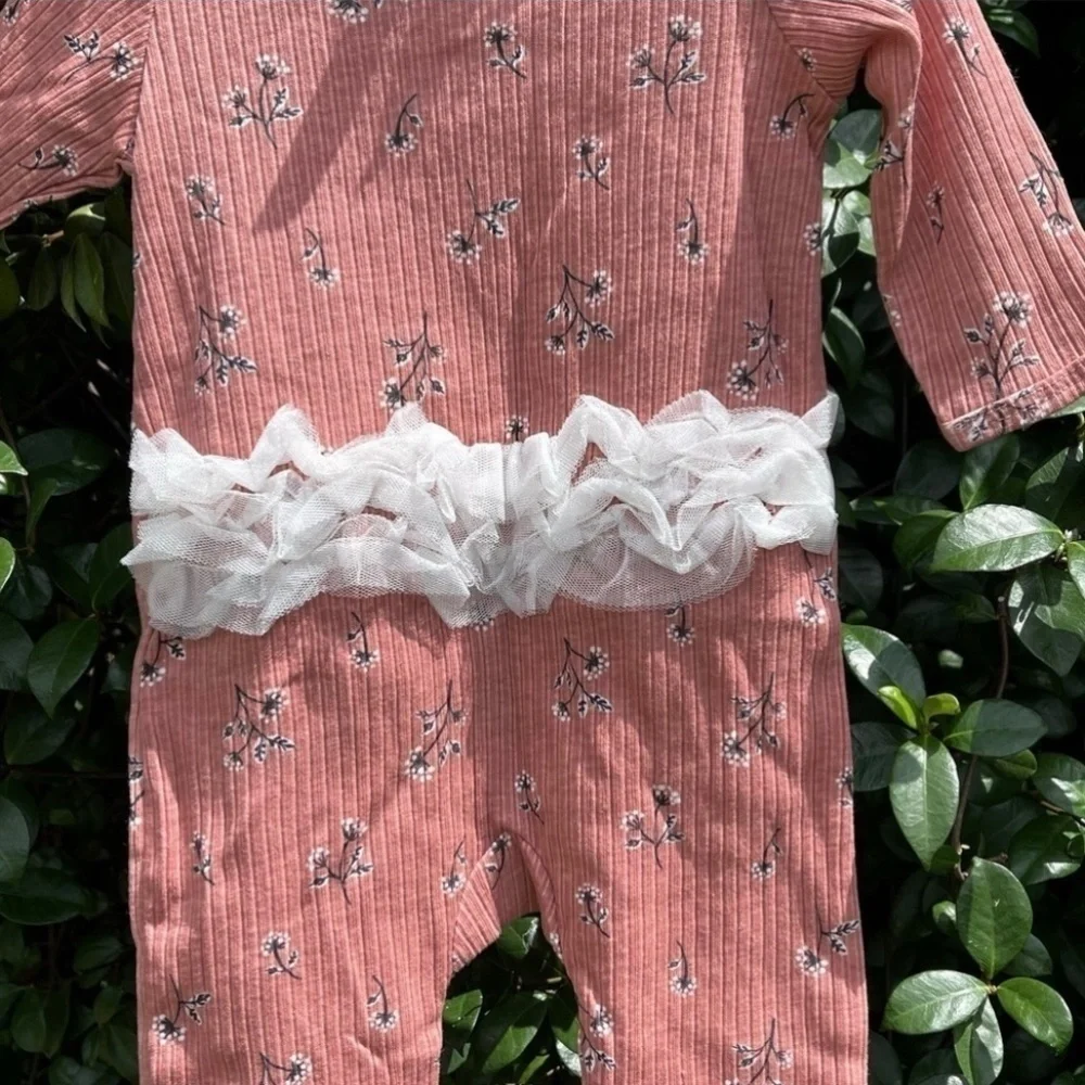 NWT NICOLE Miller Rose Tulle Detail Footie 2 Piece Set NB Girl